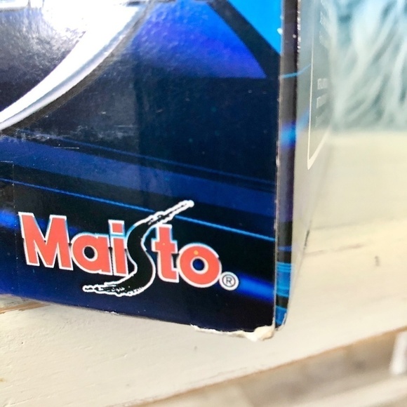 Ford Mustang, GT, 2006, Maisto, Model, Die Cast Car, Special Edition, 1/24 Scale - Picture 14 of 16